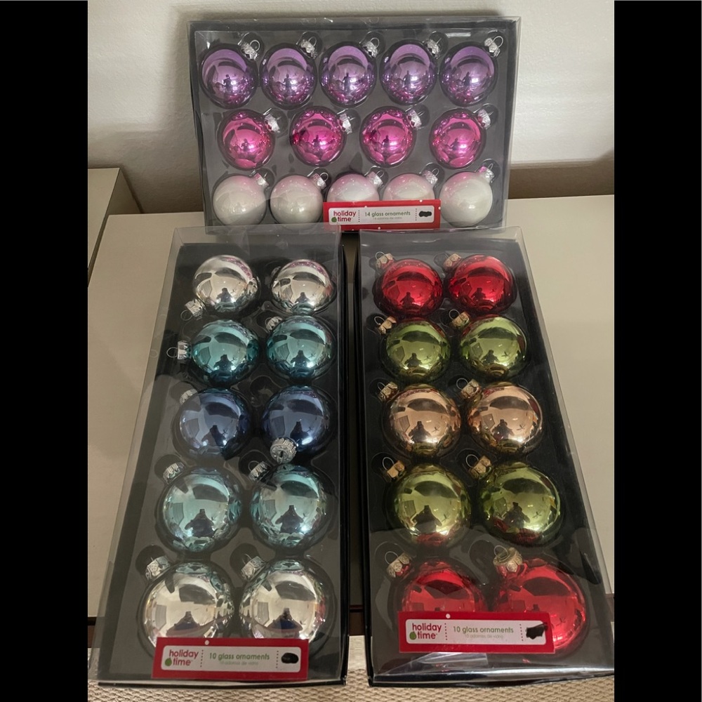 Christmas Ornaments, Balls, Decoration 🎀